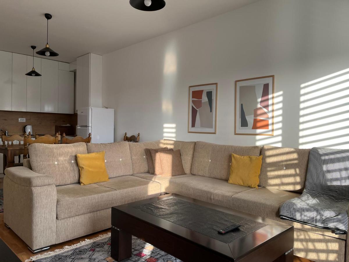Central Luxury Apartment Приштина Экстерьер фото